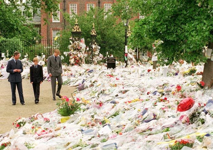 Homenaje a Diana de Gales en Kensington