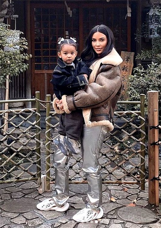 Kim Kardashian y su hija Chicago