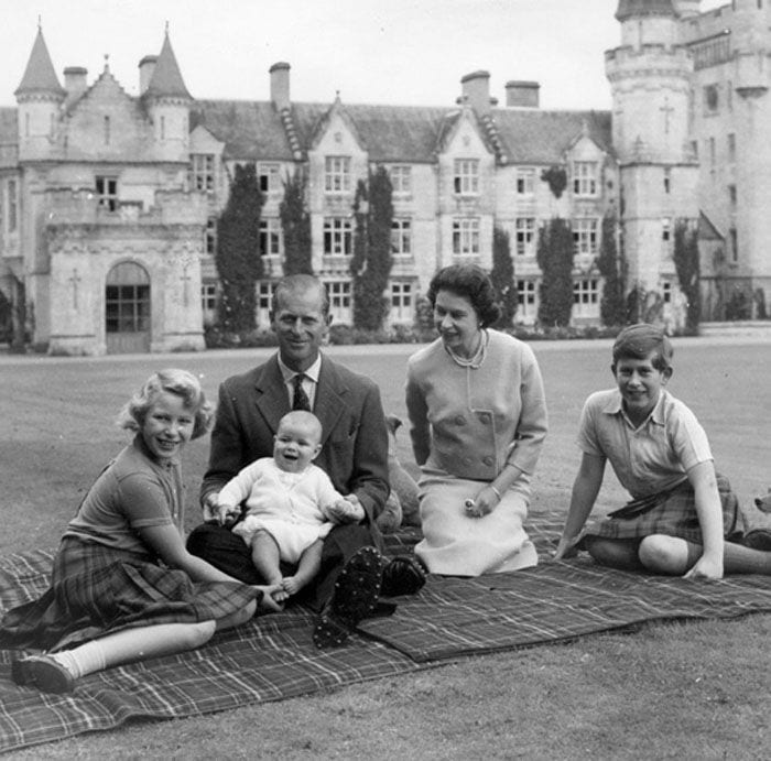 elizabeth-ii-picnic-getty