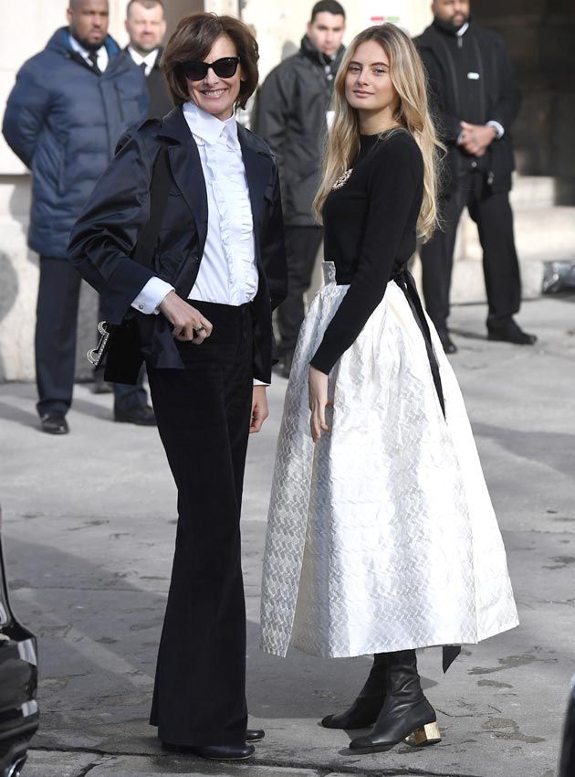 Violette D'Urso Inès de la Fressange desfile Chanel