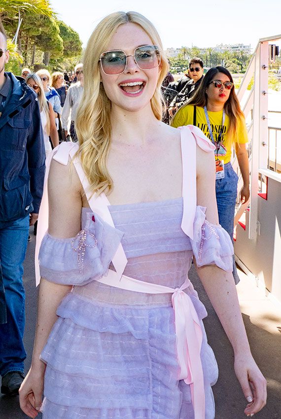 combinar gafas sol ropa elle fanning 4aa