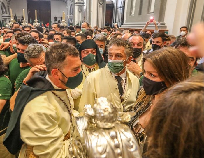 Antonio Banderas con Nicole en la Semana Santa malagueña