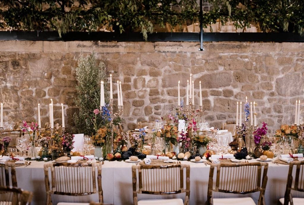 Errores en la decoración de bodas centros mesa altos