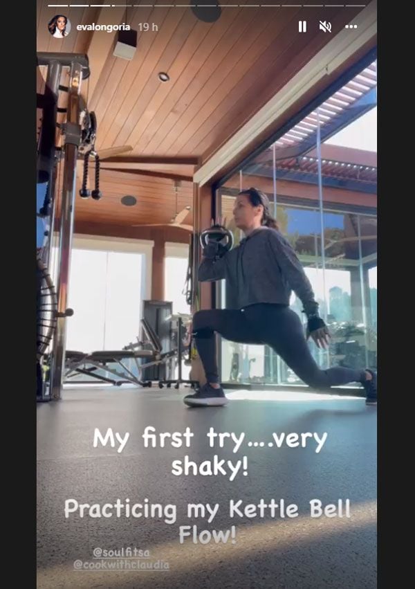 eva longoria entrenamiento pesas