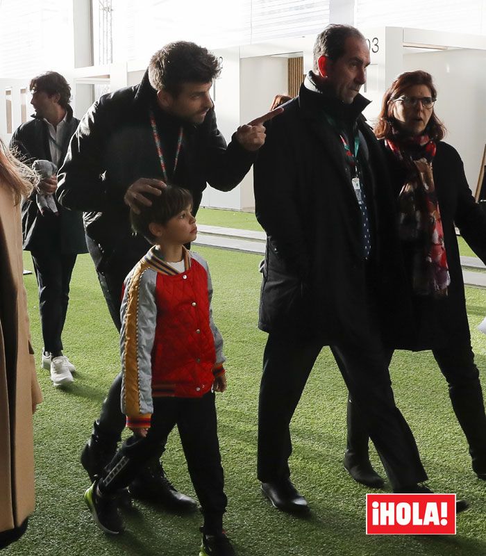 Gerard Piqué y su hijo Milan 