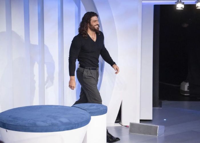 'Me siento solo': La sorprendente confesión de Can Yaman sobre su situación personal