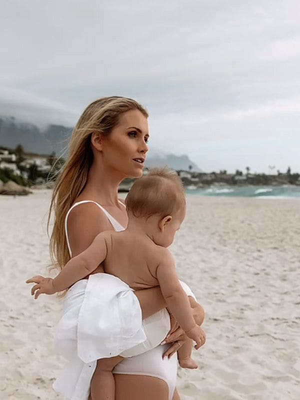 Lady Kitty Spencer, prima del príncipe Guillermo, anuncia por sorpresa que ha sido mamá 