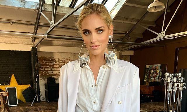 chiara ferragni con blazer