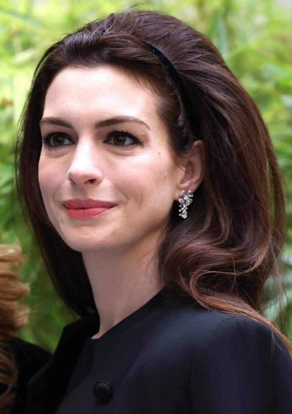 Anne Hathaway en el desfile de Georgio Armani, en Mián