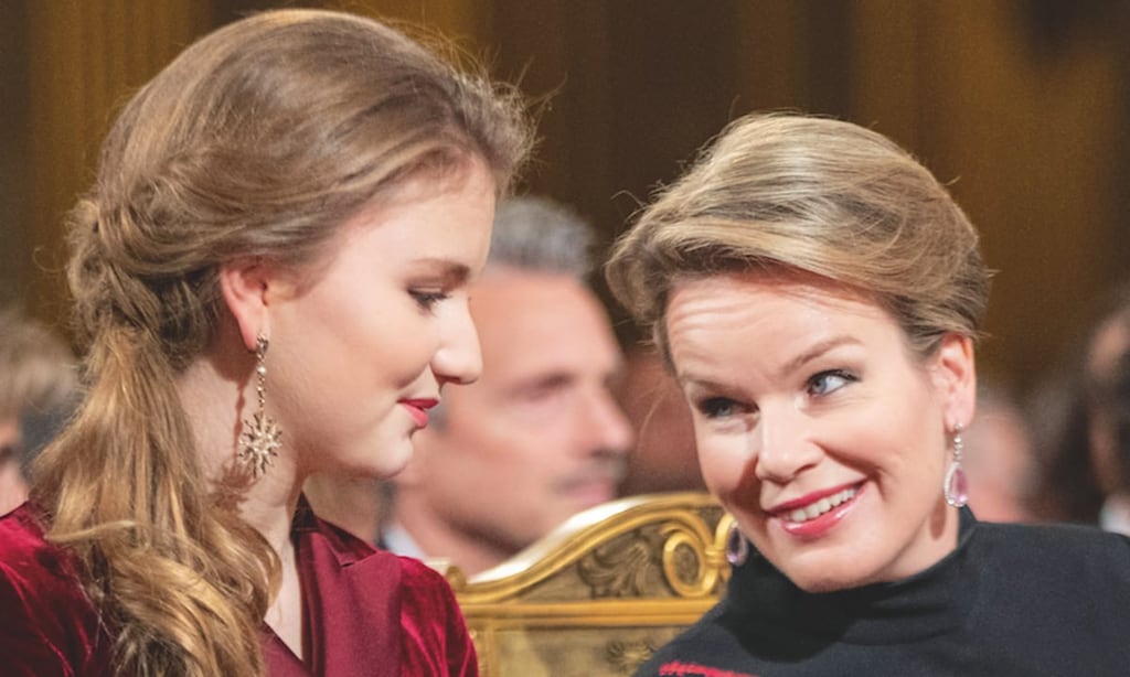 La reina Matilde y la princesa Elisabeth, su heredera