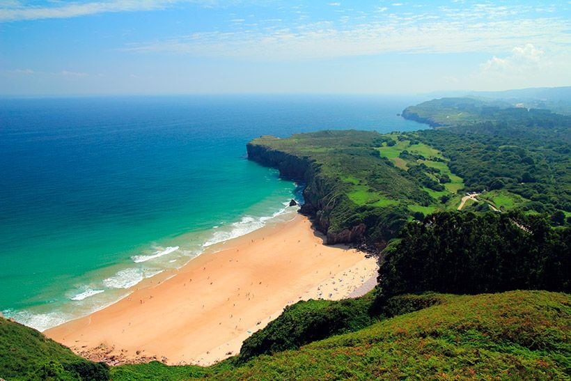 Playa de Andrin asturias