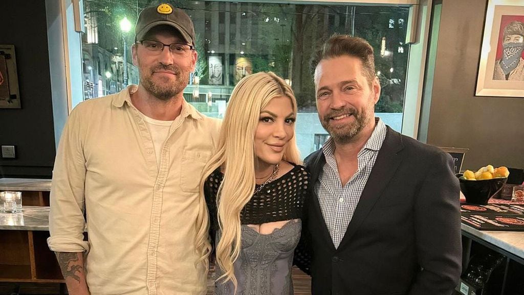 Tori Spelling, Jason Priestley y Brian Austin Green, protagonistas de Sensación de vivir