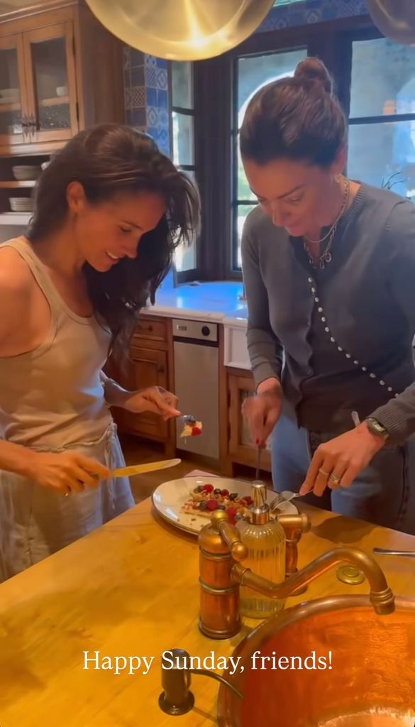 Meghan Markle cocinando