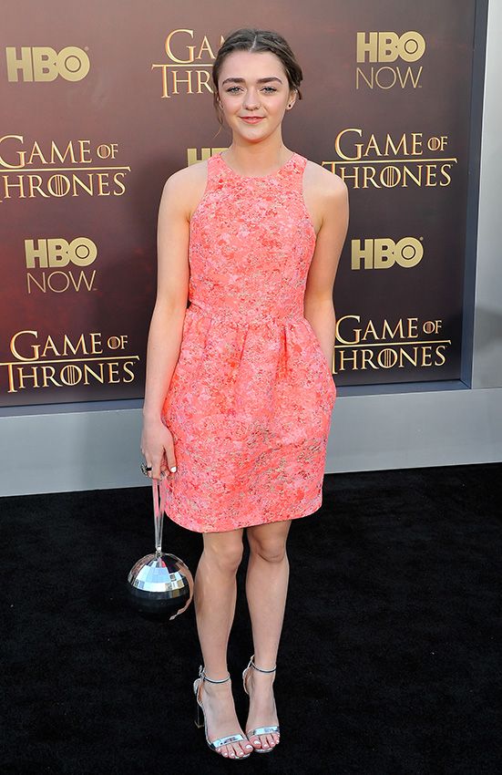 Maisie Williams alfombra roja 6