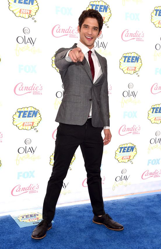 tyler_posey_red_carpet_3a