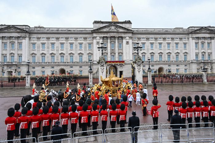 La Procesión de coronación y la Procesión del Rey