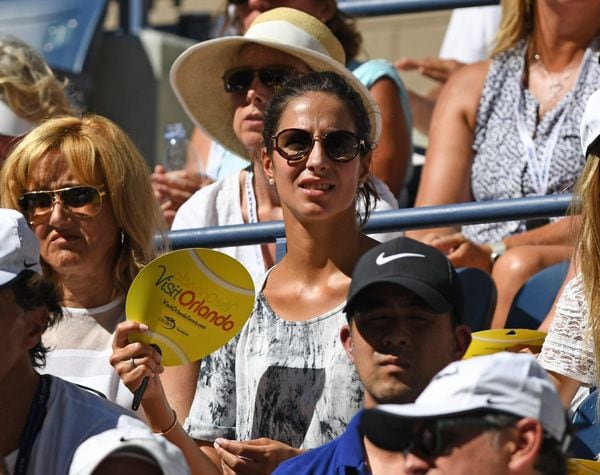 El tenista encara este torneo con el apoyo de los suyos. Xisca no se perdió el debut de Nadal en el US Open, al igual que Ana María Parera, madre del tenista
