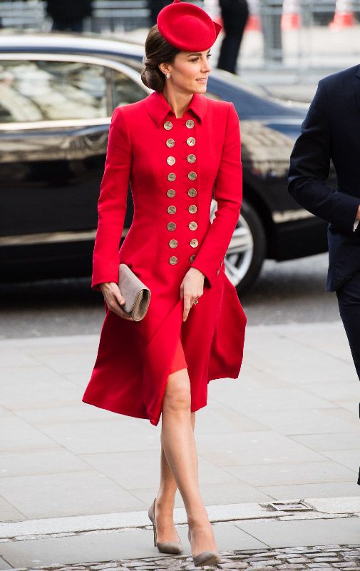 Kate Middleton vestida de rojo