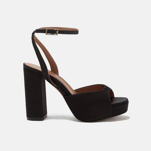 sandalias negras ante