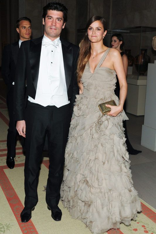 Alejandro Santo Domingo y 'Lady' Charlotte Wellesley celebrarán su boda en Íllora, Granada, donde los padres de ella, los Duques de Wellington tienen una fabulosa finca
