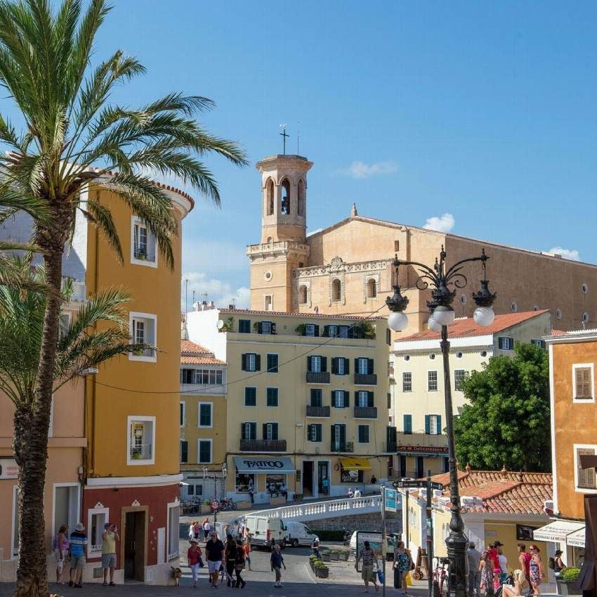 Calles de Mahón, capital de Menorca