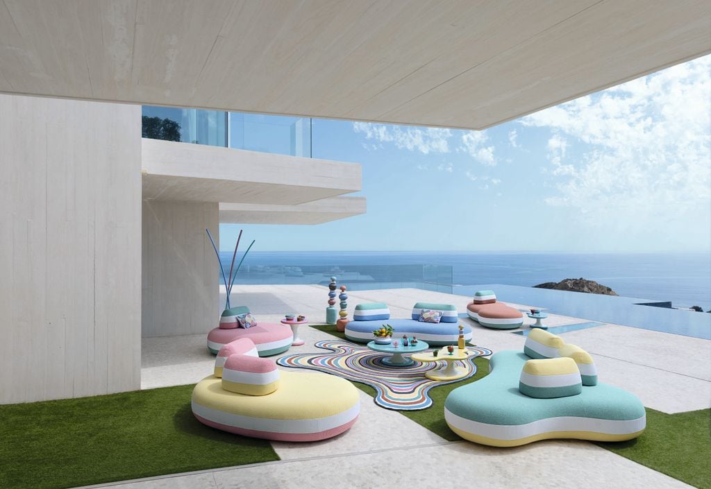 Muebles para exterior de formas sinuosas y colores pastel