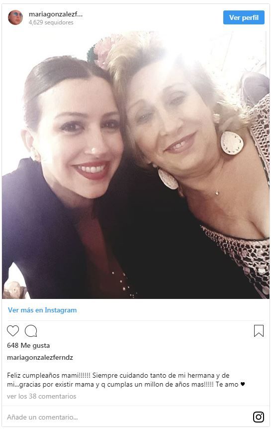 Eva González felicita a su madre, 'la más bella del mundo'