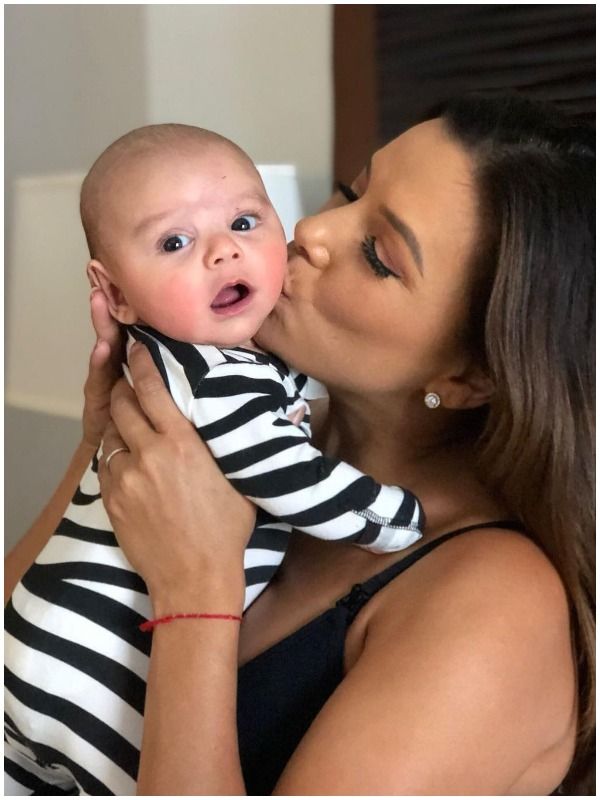 Eva Longoria no deja de compartir fotos de su hijo Santiago Enrique