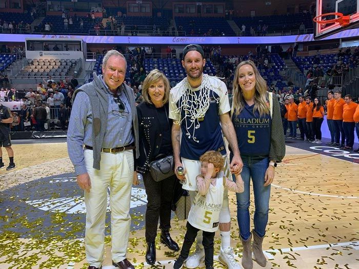 Rudy Fernández y su familia