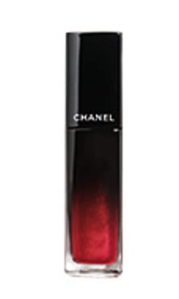 Labial líquido brillante Rouge Allure Laque, de Chanel (38 €)