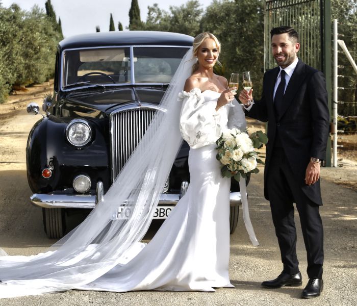 Jordi Alba y Romarey Ventura en su boda