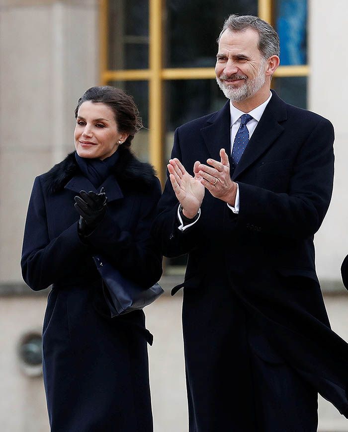 Reyes Felipe y Letizia en París 2020