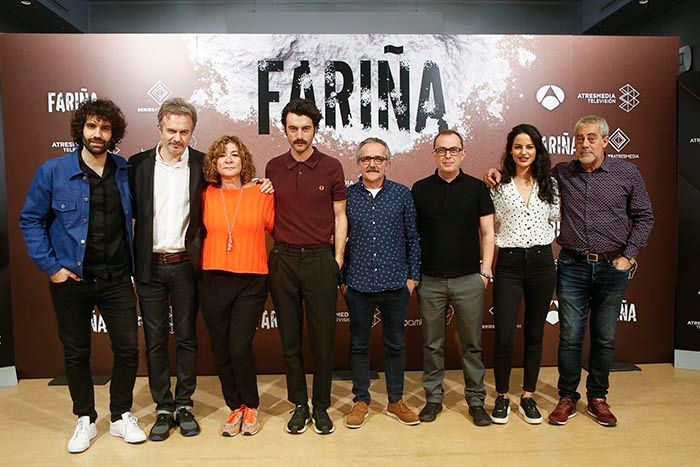 El equipo de Fariña durante la presentación de la serie