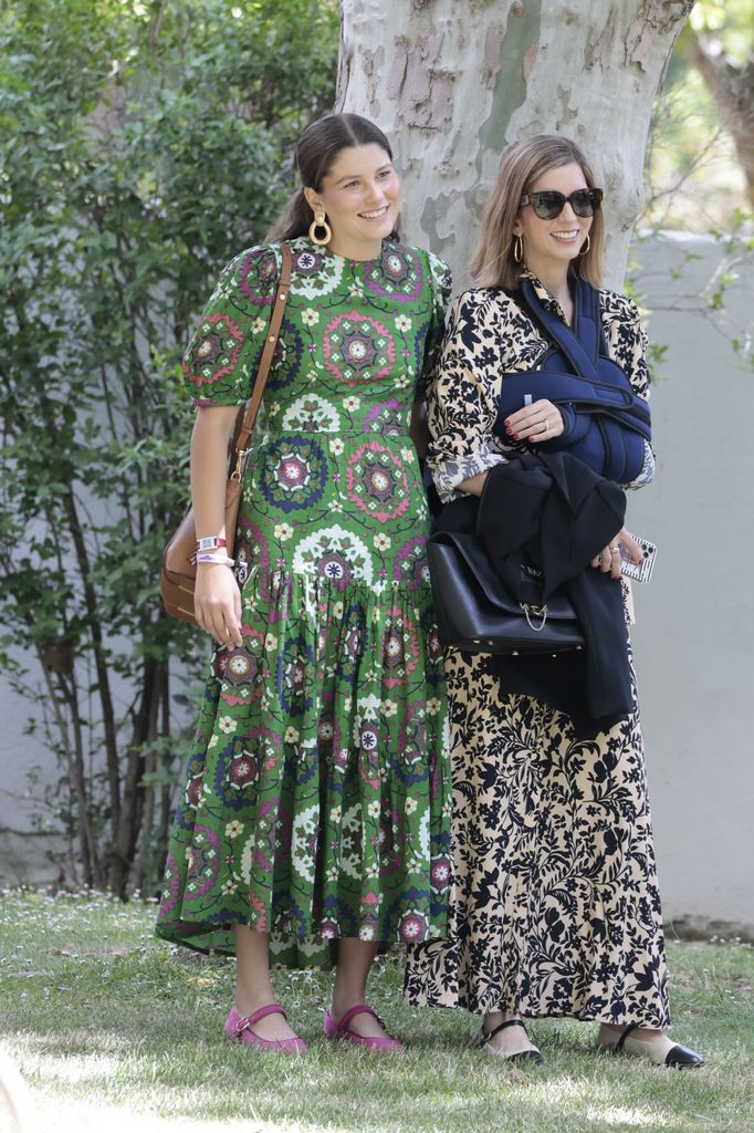 Margarita Vargas y su hija Eugenia de Borbon y Vargas