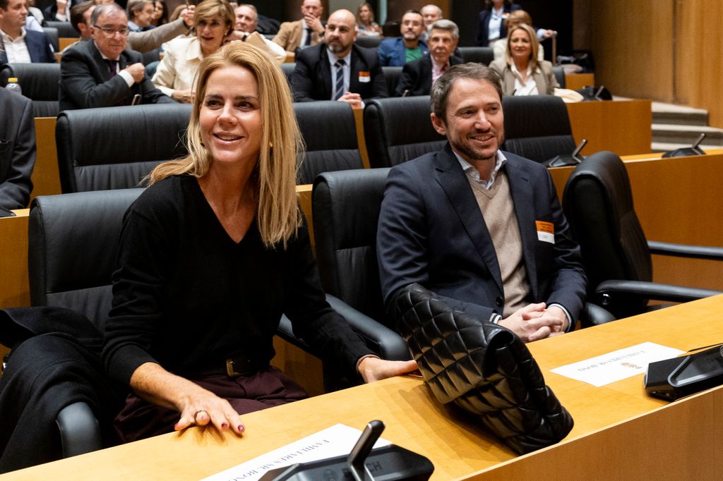 Amelia Bono y su exmarido, Manuel Martos, en la presentación del libro de José Bono