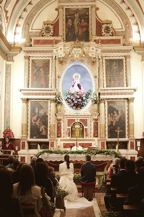 Boda viral por la iglesia