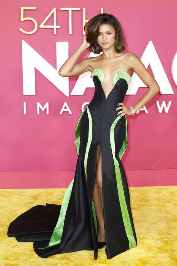 Zendaya impacta en su primera alfombra roja de 2023 con dos lookazos vintage