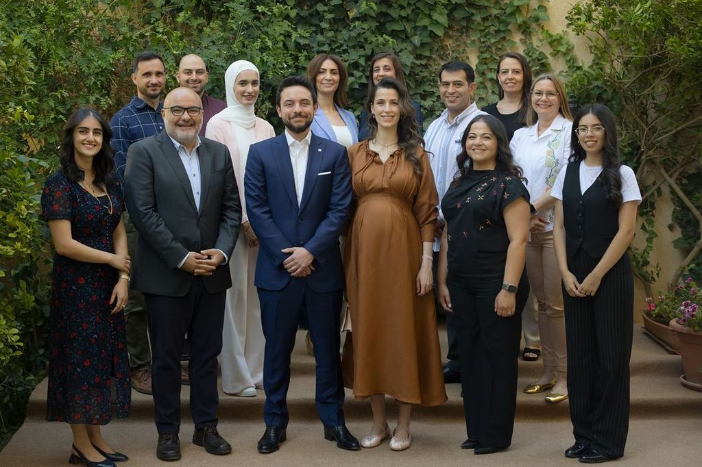 Los príncipes jordanos durante su visita a la agencia Digitales Media 
