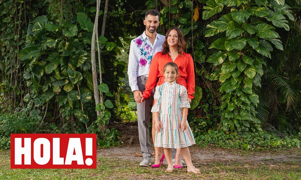 Adamari Lopez y Toni Costa con su hija Alaïa