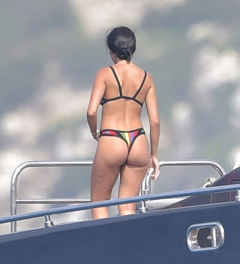 georgina_rodriguez_bikini3a