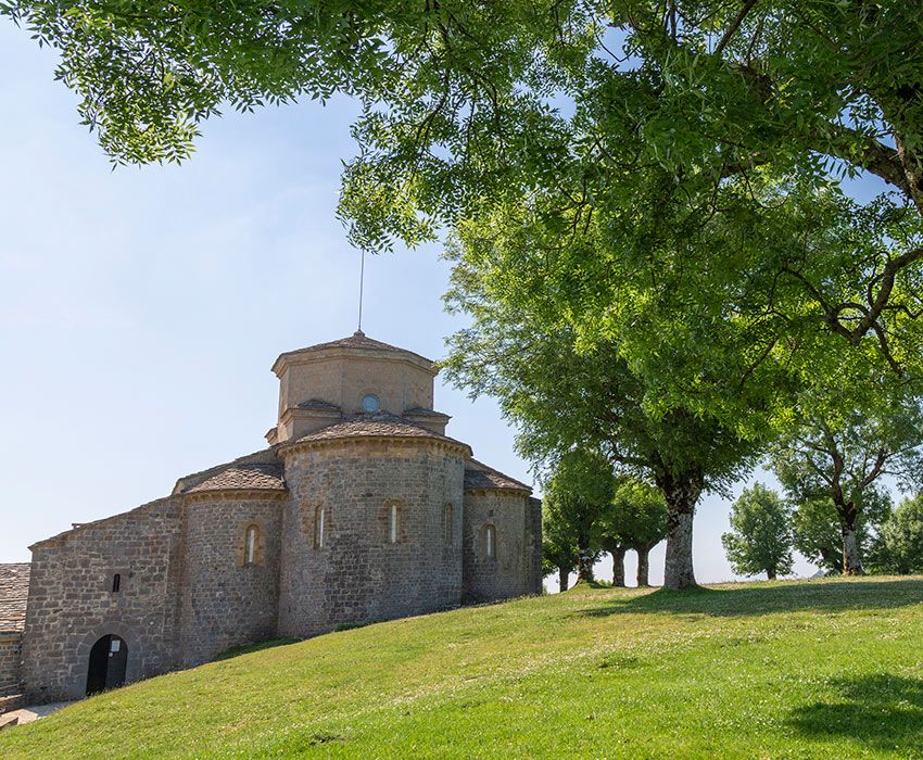 Santuario-de-San-Miguel-de-Aralar_Francis-Vaquero_Turismo-de-Navarra