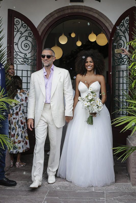  Vincent Cassel y Tina Kunakey