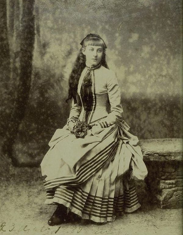 La princesa Elena de Orleans nació en York House, Twickenham, el 13 de junio de 1871
