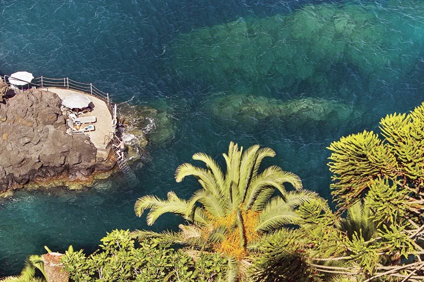 belmond-hotel-funchal-piscina