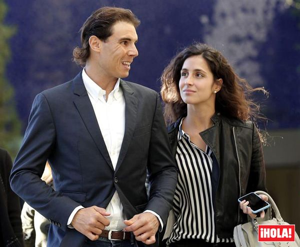 Antes de viajar a Suiza para competir en el torneo de Basilea, el tenista estuvo en Valencia participando en un acto del Banco Sabadell. Nadal llegó con su novia y con ella entre el público confesó que de momento no tienen intención de casarse ni tampoco de formar una familia
