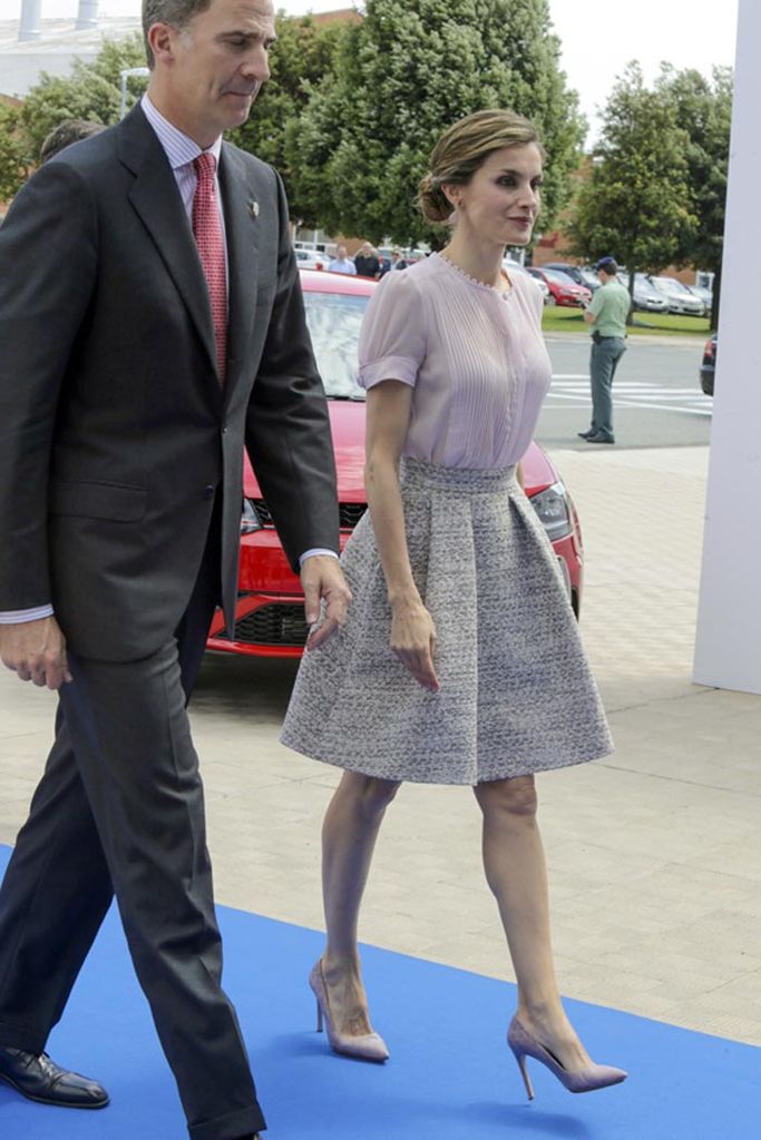 La reina Letizia no pudo recibir a Michelle Obama y su familia a su llegada a Madrid por motivos de agenda, ya que se encontraban en Navarra visitando la fábrica de Volkswagen
