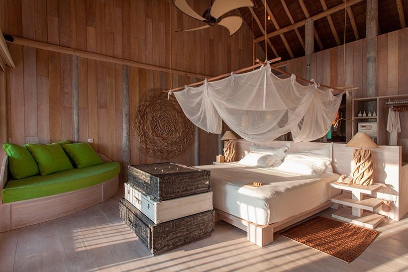 Soneva_Fushi_Villa_One_Guest_bedroom1_a