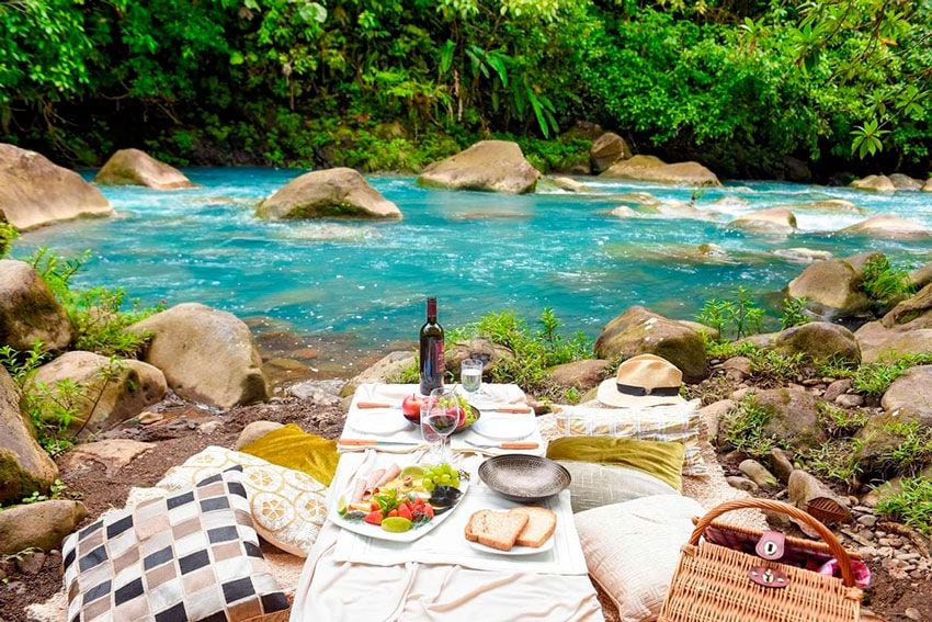 Río Celeste, una de las maravillas naturales de Costa Rica