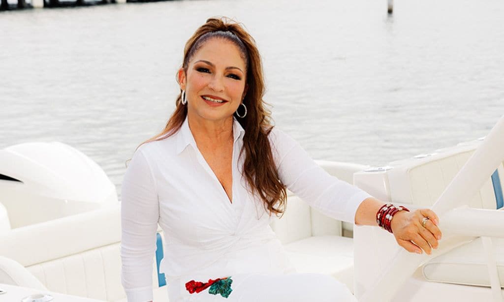 la icono latina gloria estefan habla de su vida en red table talk