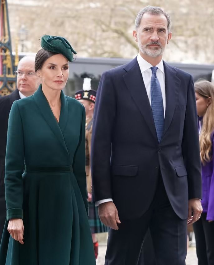 Felipe y Letizia en el servicio en honor del duque de Edimburgo
